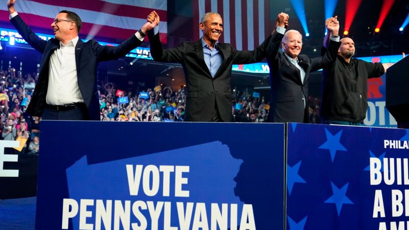 The last few hours of the campaign provided a glimpse of the political environment.