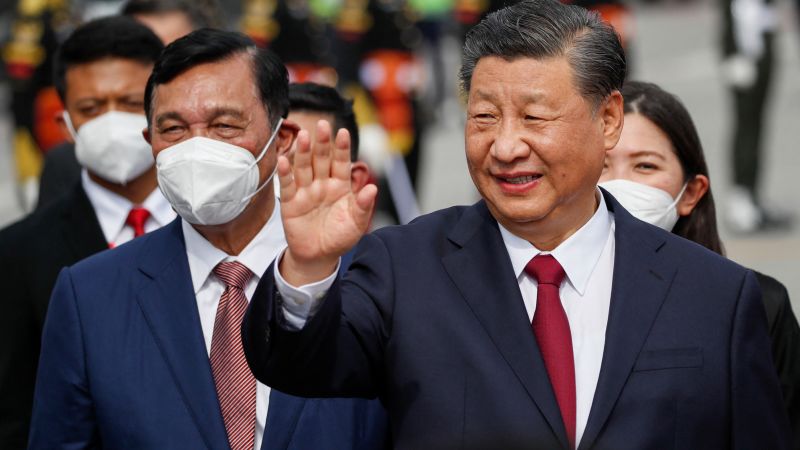 There was a rare protest against China’s president days before the party congress.