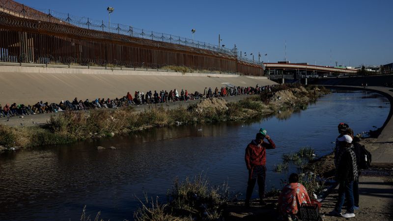 A large number of migrants end up in El Paso after a long journey.