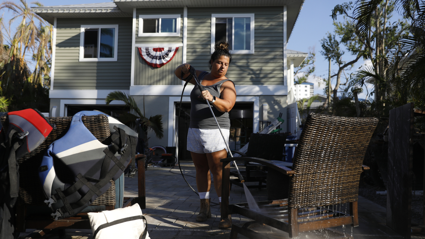 The vulnerabilities of older mobile homes were highlighted by Hurricane Ian.