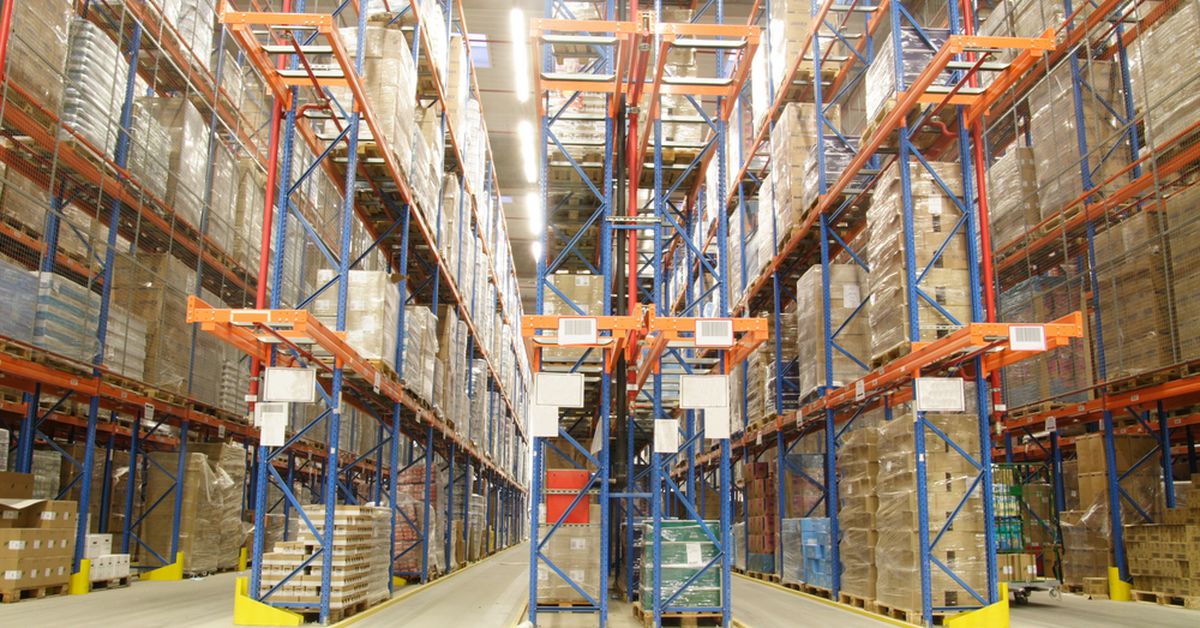 A leaked document shows that employees are leaving Amazon fast.