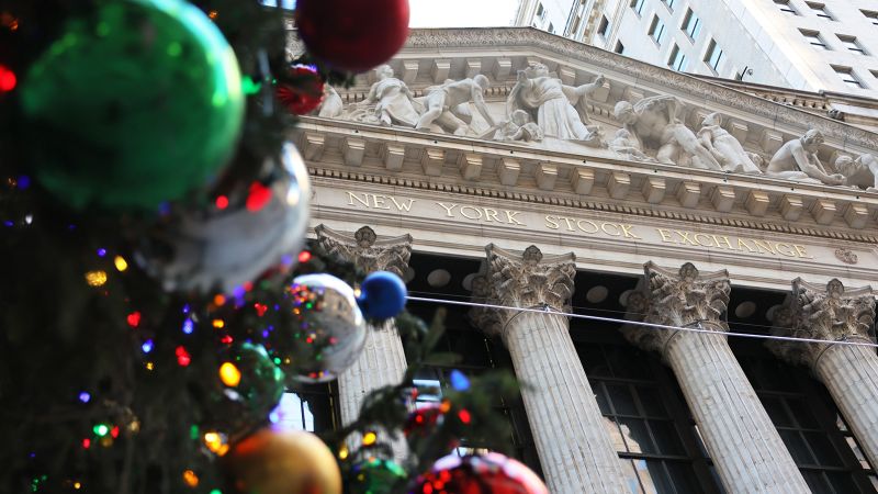 The stock market news includes the S andP 500.
