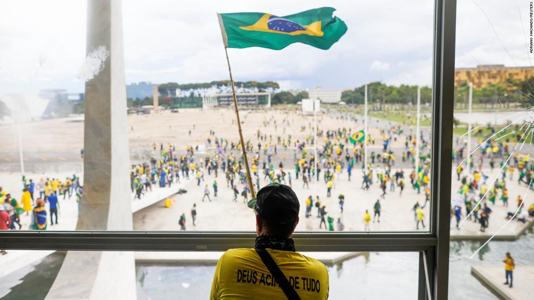 The security forces wrested control of Brazil’s Congress from Bolsonaro supporters.