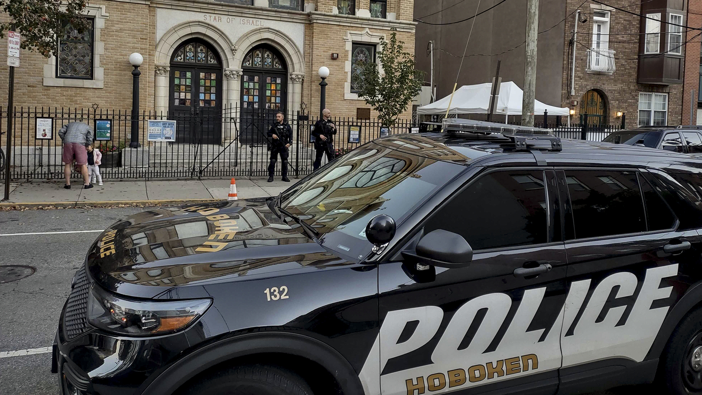 The FBI claims to have credible information about a threat to synagogues in New Jersey.