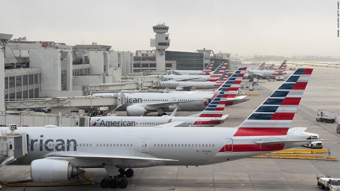 Southwest cancels more than 2,800 flights.