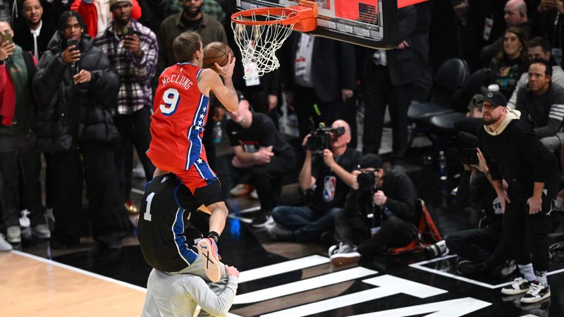Mac McClung won the slam dunk contest