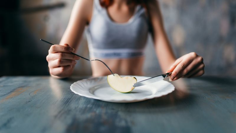 Experts explain what an eating disorder is