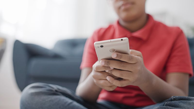 Utah’s new social media law requires parental consent for children to use social media