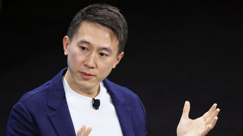The White House tells agencies that they have 30 days to ban TikTok
