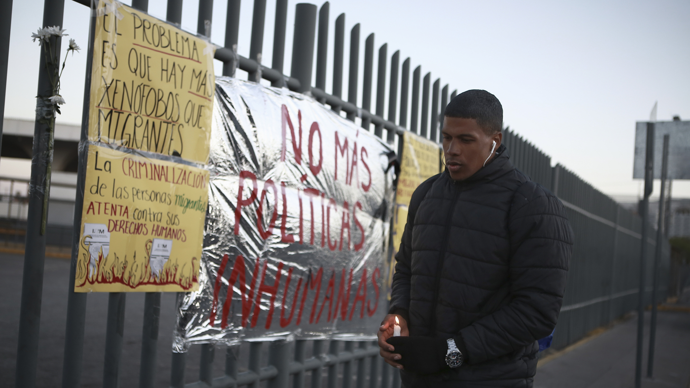 The fatal fire at a migrant facility resulted in Mexico investigating 8 workers