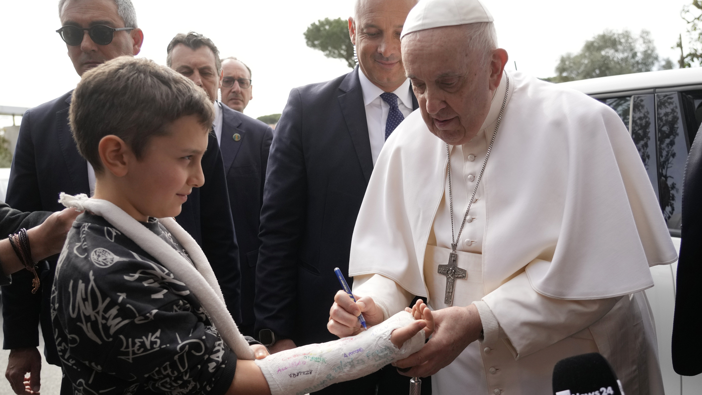 Pope Francis has celebrated Palm Sunday in the Vatican