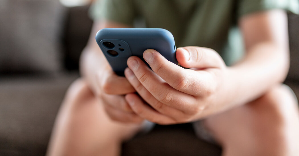 Surgeon General Warns that social media can be a serious risk to youth