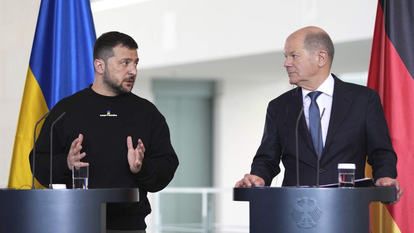 Since Russia invaded, Zelenskyy is in Germany for the first time