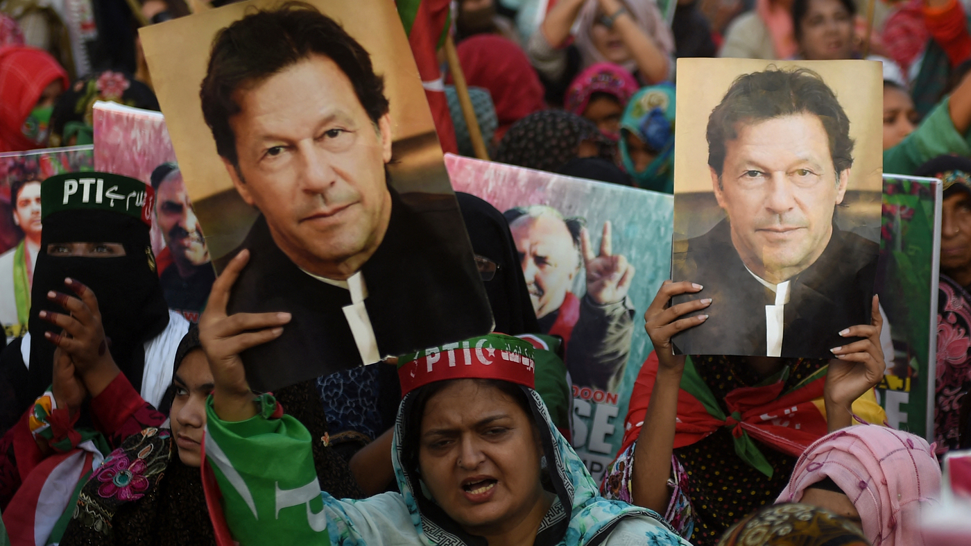 The former Pakistan prime minister has been arrested