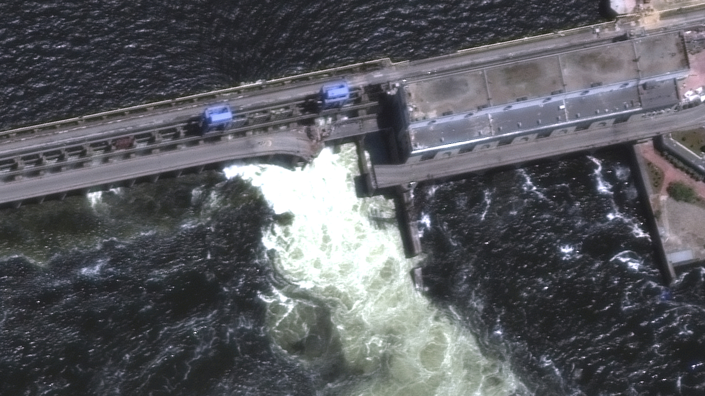 There is a heavily damaged dam in southern Ukranian