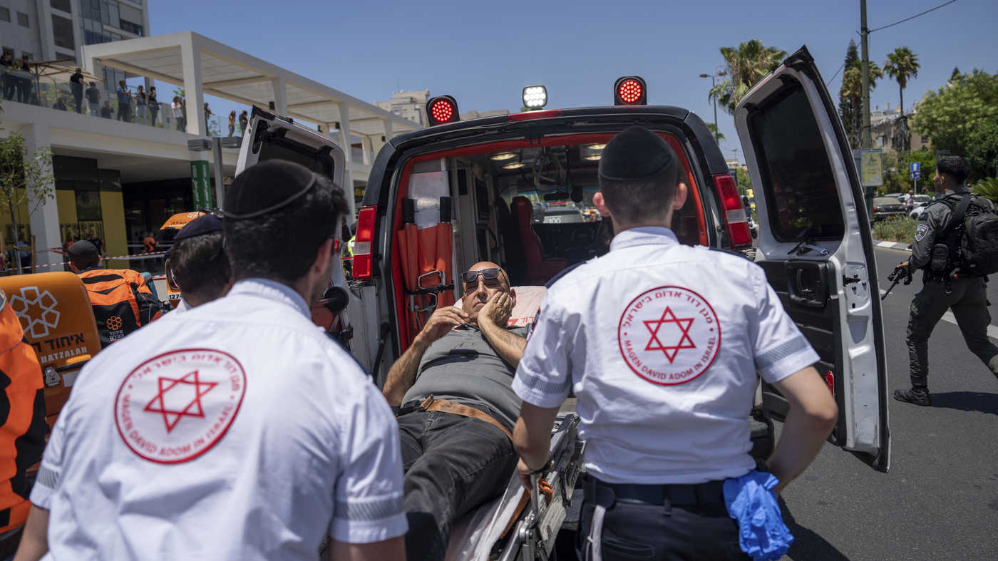 The Palestine attacker was in Tel Aviv and hurt 8 people