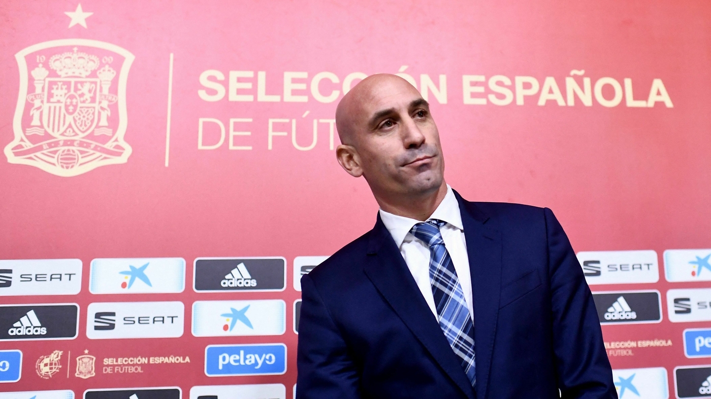 Women’s World Cup winners say they won’t play in Spain until the soccer chief is removed