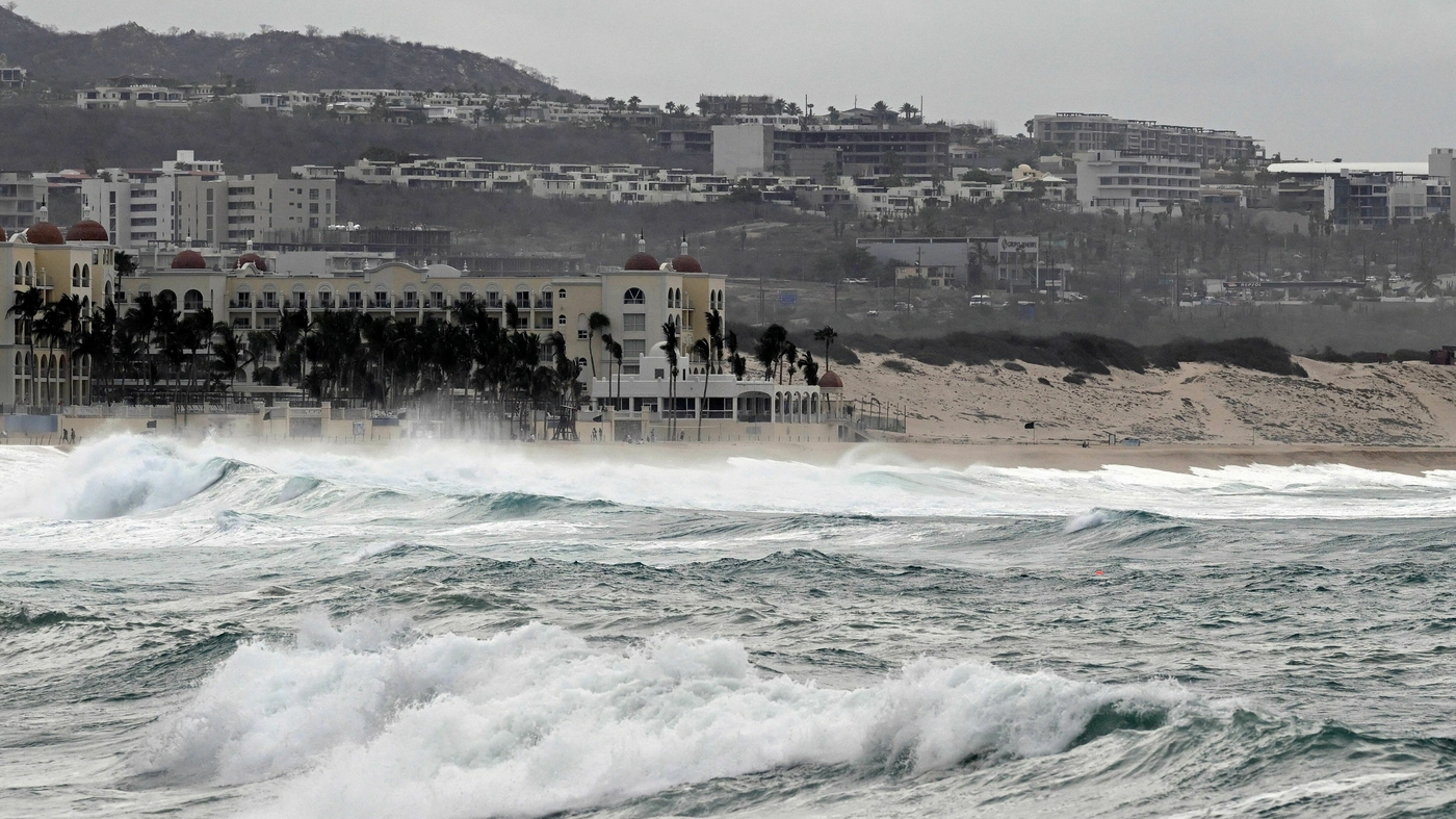 California has its first tropical storm watch