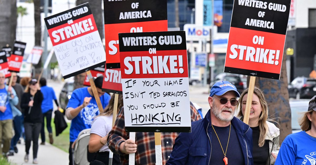 Hollywood writers deal, NASA asteroid sample, and caucus