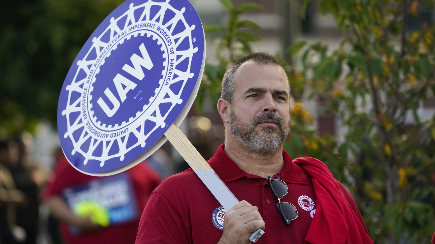 The employees are about to go on a strike