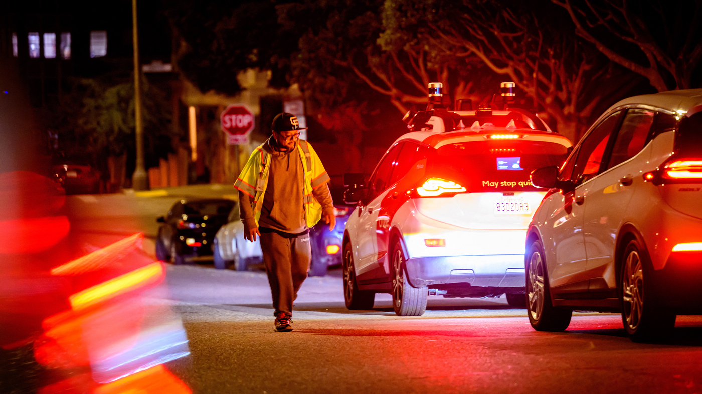 GM’s Cruise Loses Its Self-Driving License in San Francisco