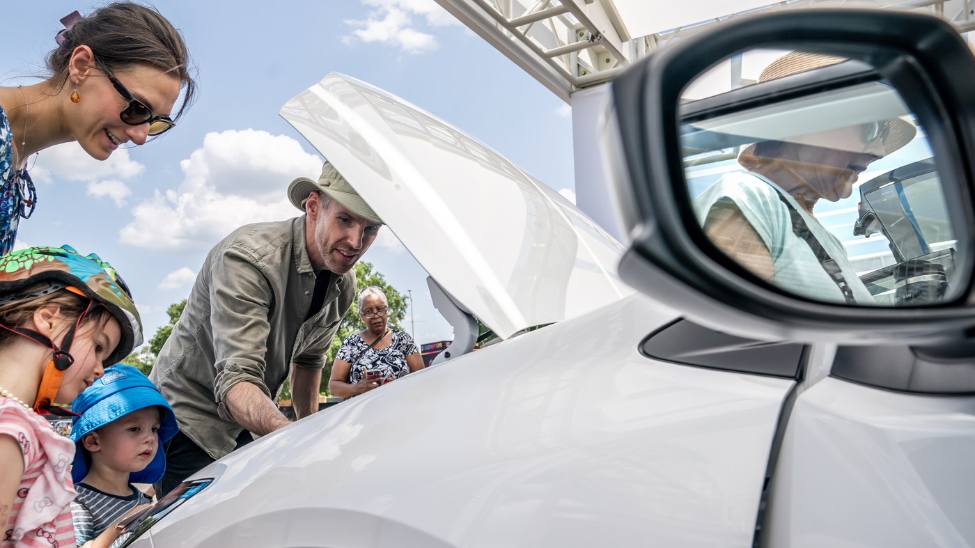 The instant rebate on the EV will be as high as $7,500 in the early 2020s
