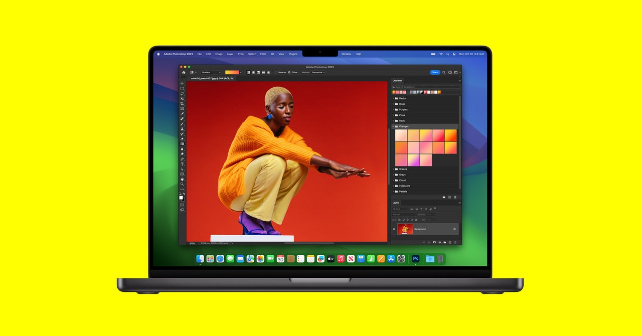 The MacBook Pro is reviewed to see if it has untouchable performance and battery life