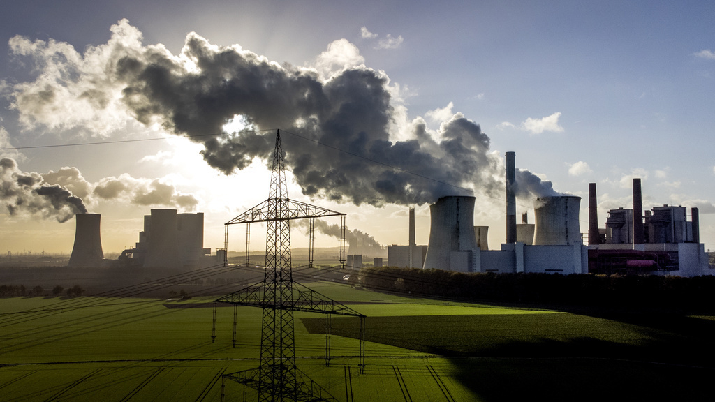Ahead of the Biden-Xi summit, China and the US pledged to step up their climate efforts