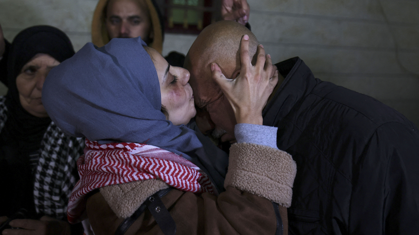 A group of Palestinians are freed in the latest exchange