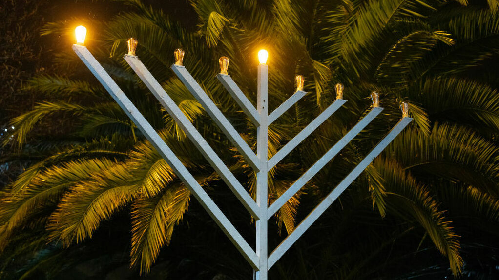 Hanukkah celebrations inspire joy despite the war