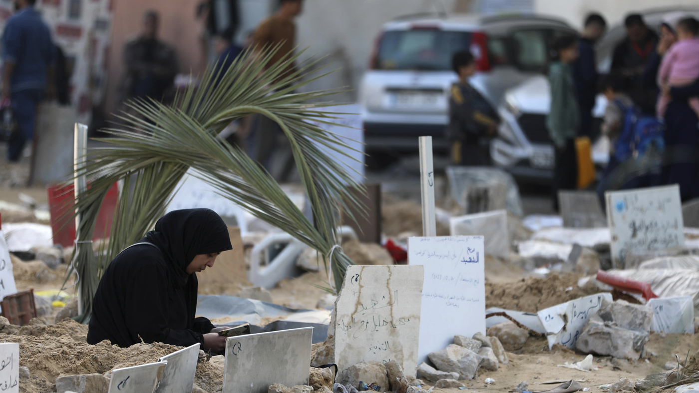 Israel pulls troops out of Gaza as combat focuses on one city