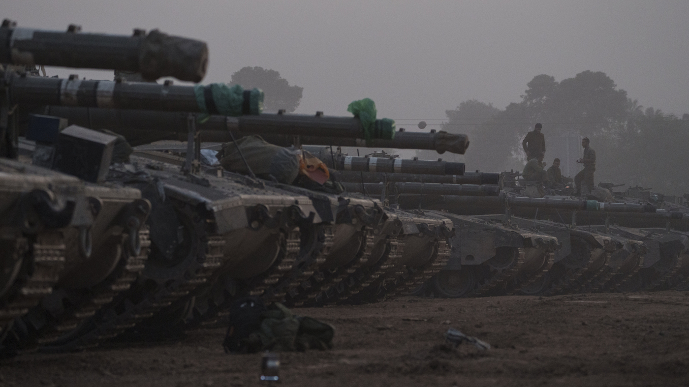 Israel pulled troops from Gaza, a sign of a scaled-back offensive