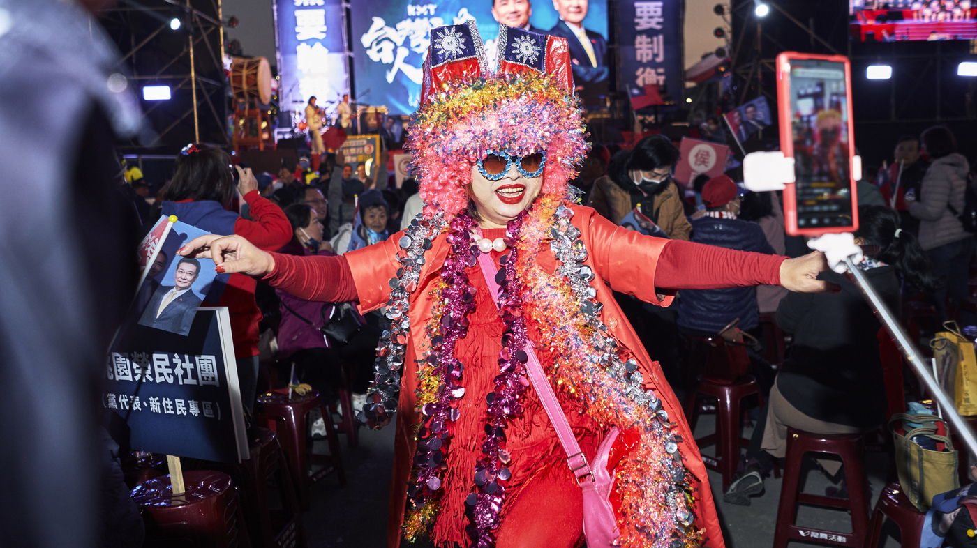 Two opposing visions face off in Taiwan’s election as China looms large
