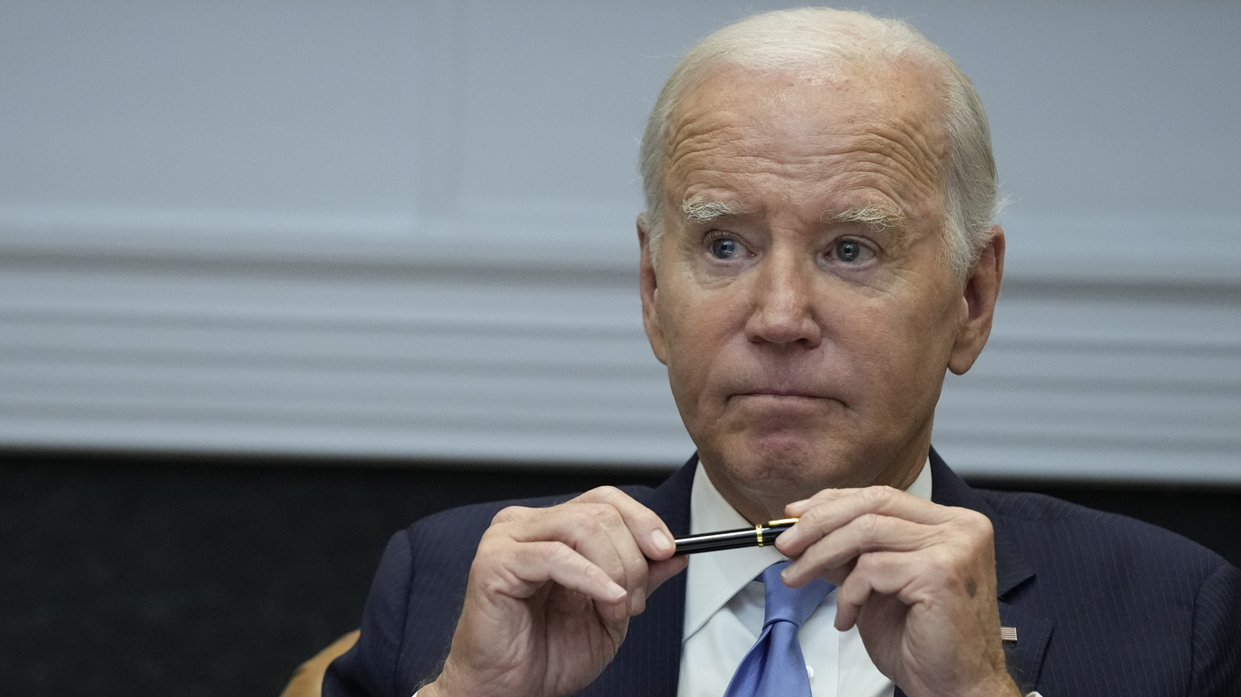 Biden defended how he handled classified documents