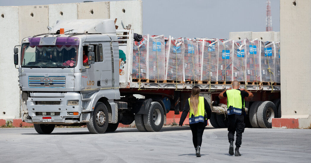 Israel allows aid directly into North Gaza