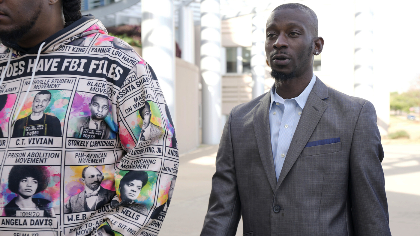 2 Sheriff’s deputies in Mississippi were sentenced for torturing and killing two black men