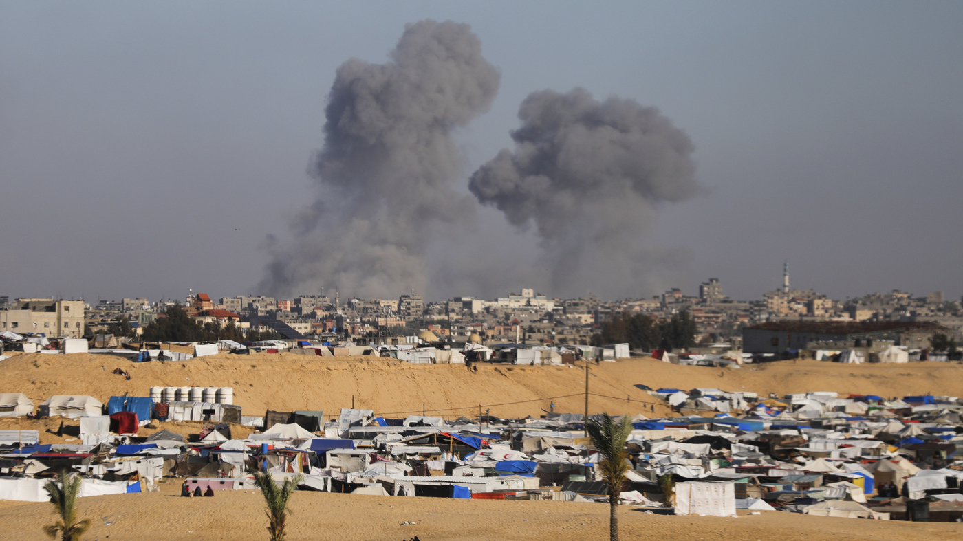 If Israel invades Rafah, Biden would stop additional weapons shipments