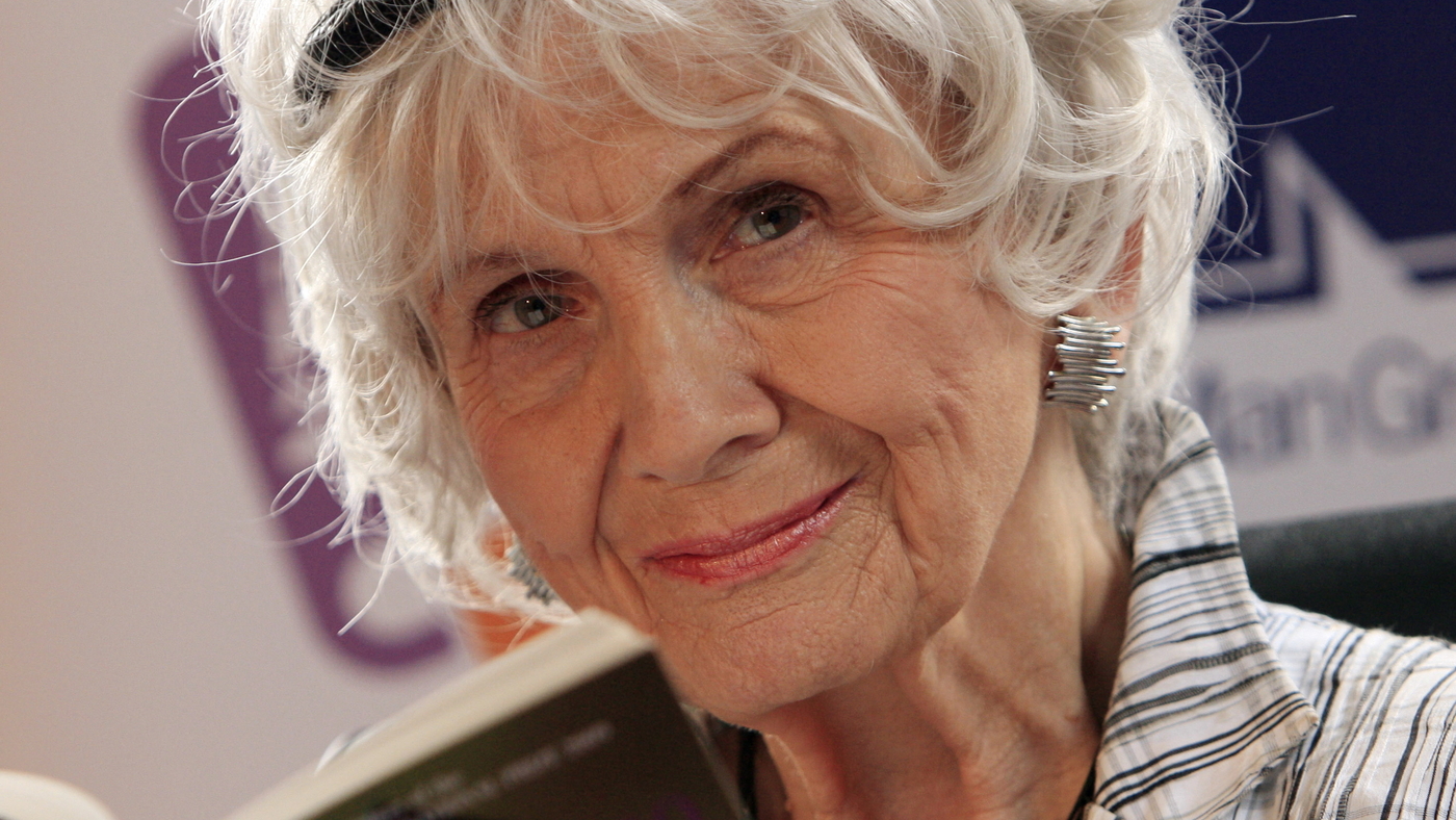 The short story author, Alice Munro, has died at 92