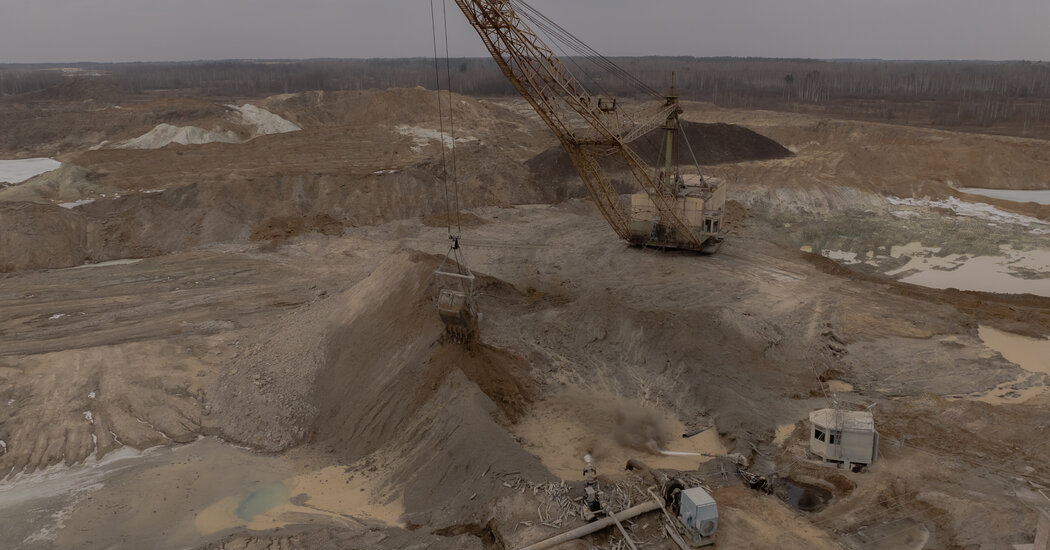 What we know about the U.S.-Ukrainian Mineral deal is that it is now in Peril