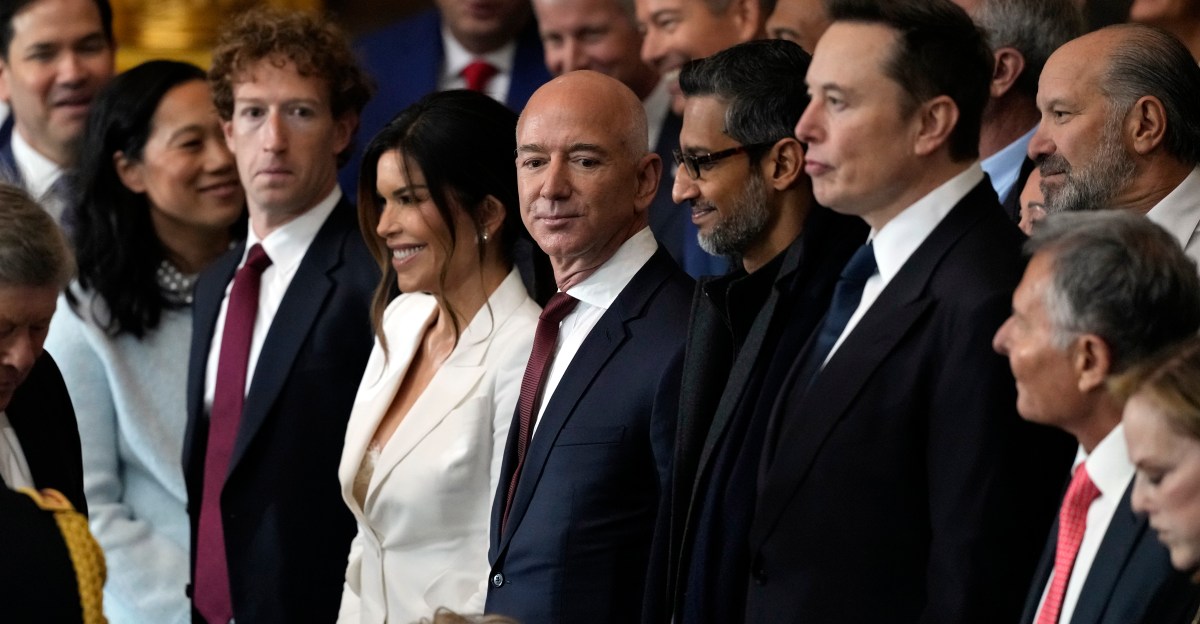 The editor of ‘Washington Post’ quit due to the new opinion of Jeff Bezos