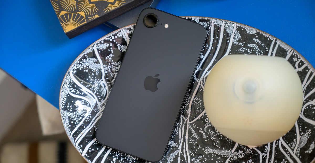Trump has put the iPhones in a difficult spot